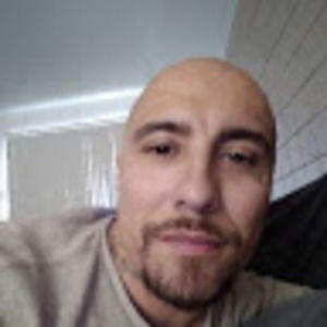 Meet your Posher, Carlos